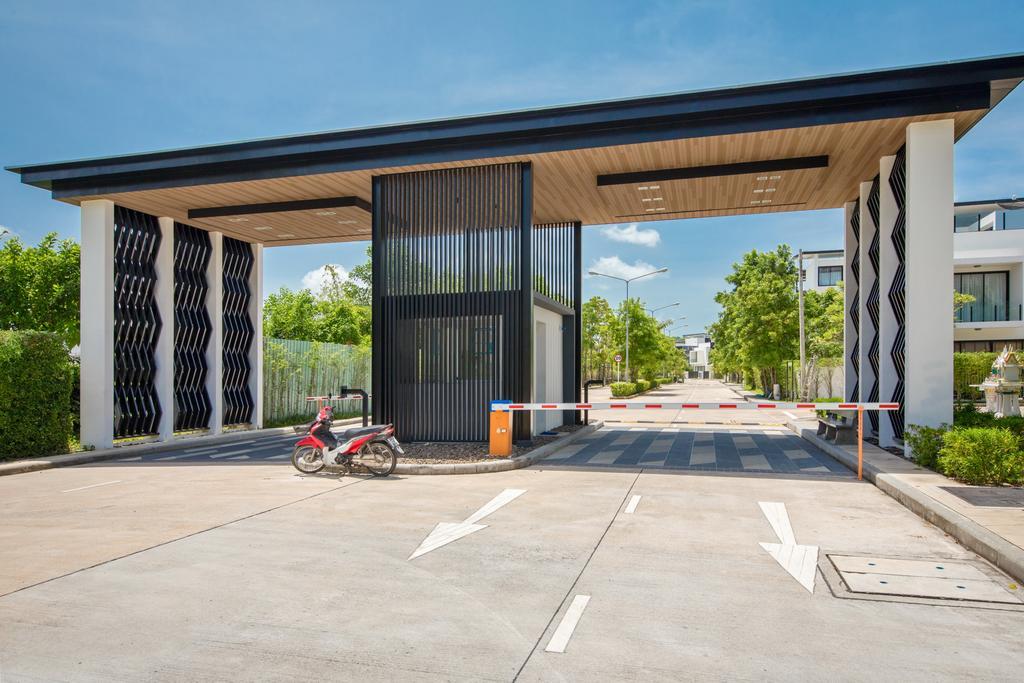 Laguna Townhome Bangtao Phuket Esterno foto
