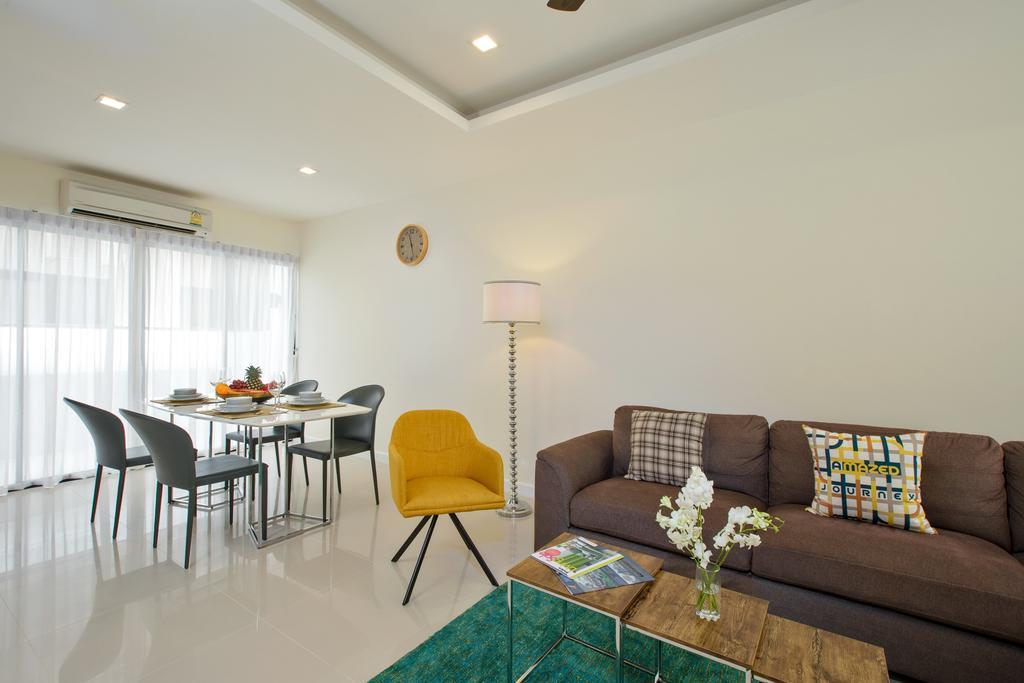 Laguna Townhome Bangtao Phuket Esterno foto